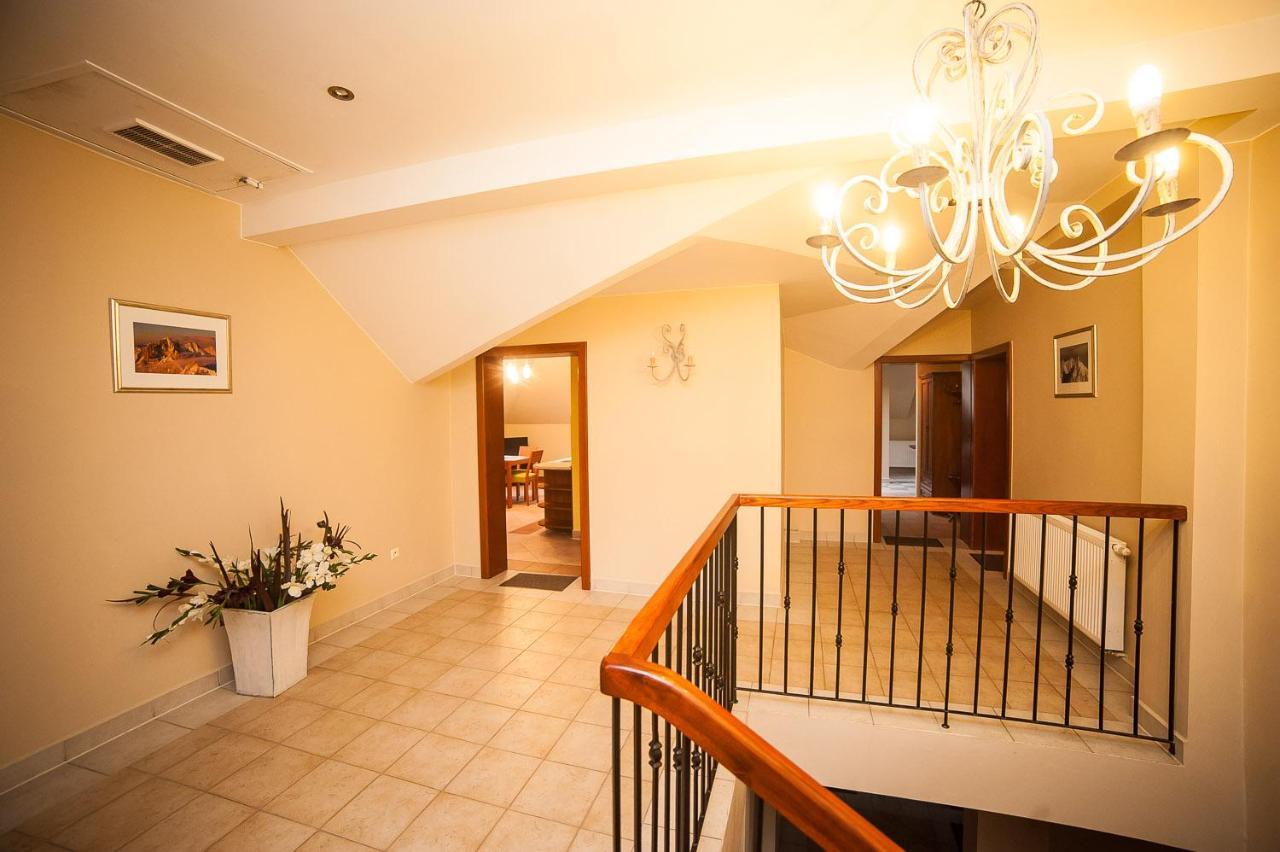 Apartamenty Dom Na Wzgorzu Gardenia Stronie Śląskie エクステリア 写真