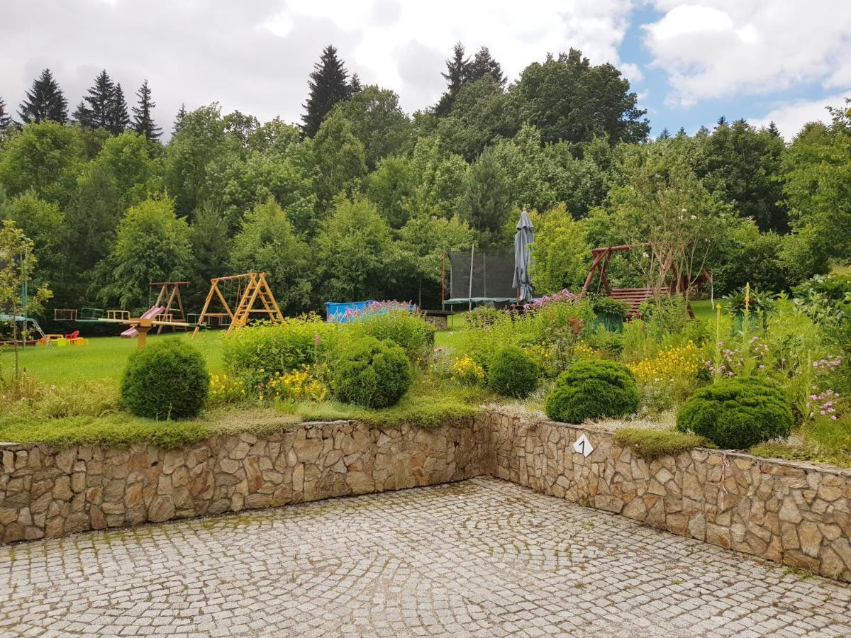 Apartamenty Dom Na Wzgorzu Gardenia Stronie Śląskie エクステリア 写真