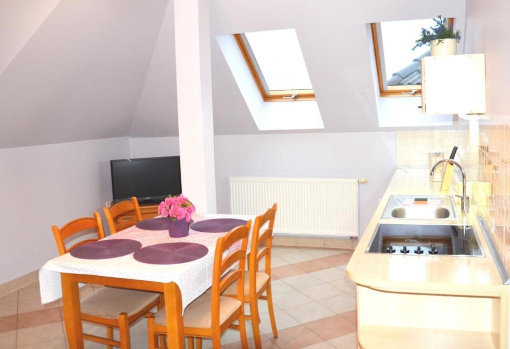Apartamenty Dom Na Wzgorzu Gardenia Stronie Śląskie エクステリア 写真