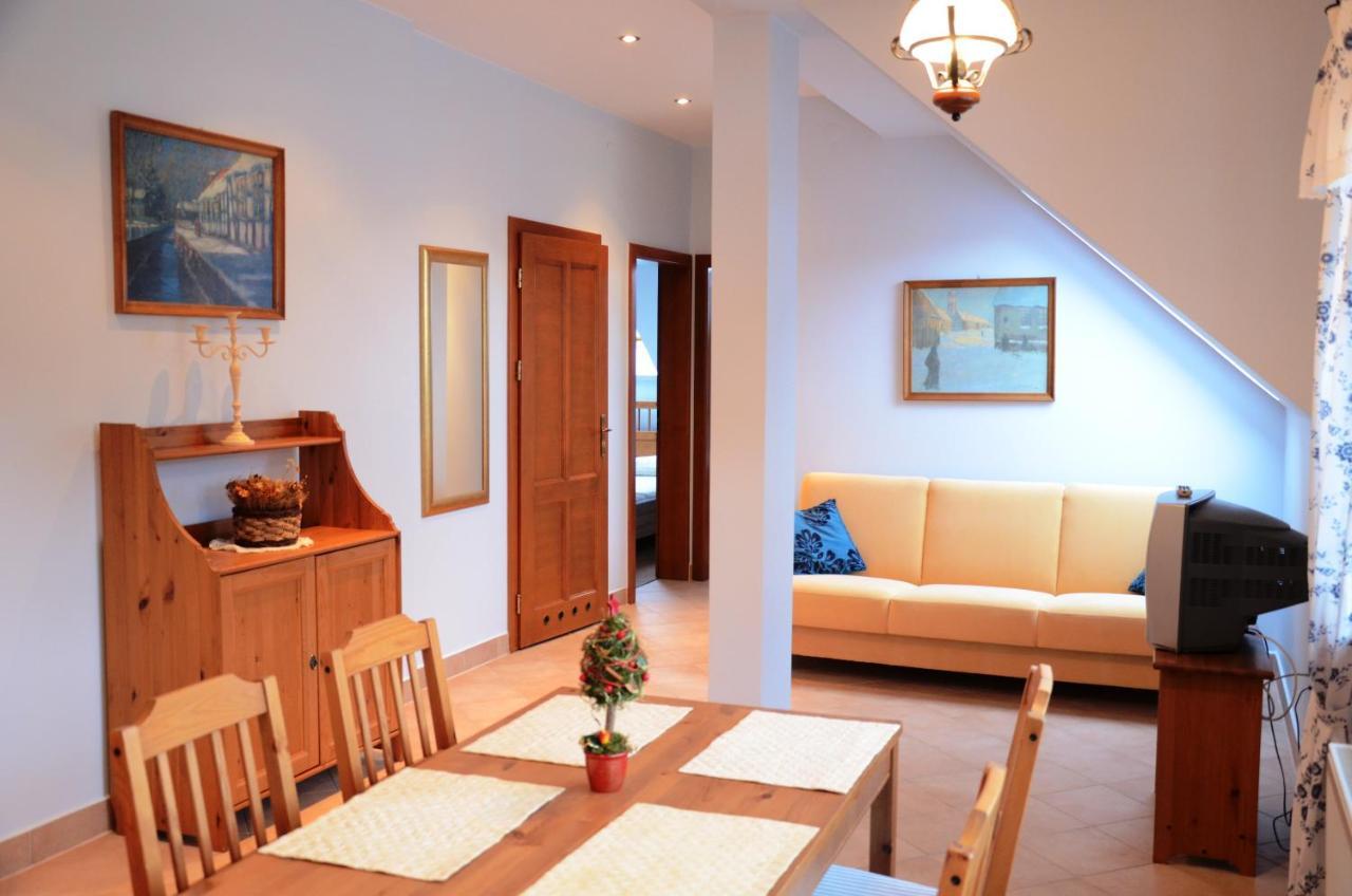Apartamenty Dom Na Wzgorzu Gardenia Stronie Śląskie エクステリア 写真
